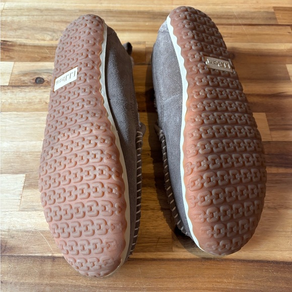 L. L. Bean Suede Mountain Slipped - Picture 3 of 3